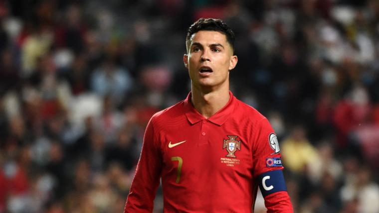 Lý giải vì sao Ronaldo lại đá cho đội tuyển Bồ Đào Nha?